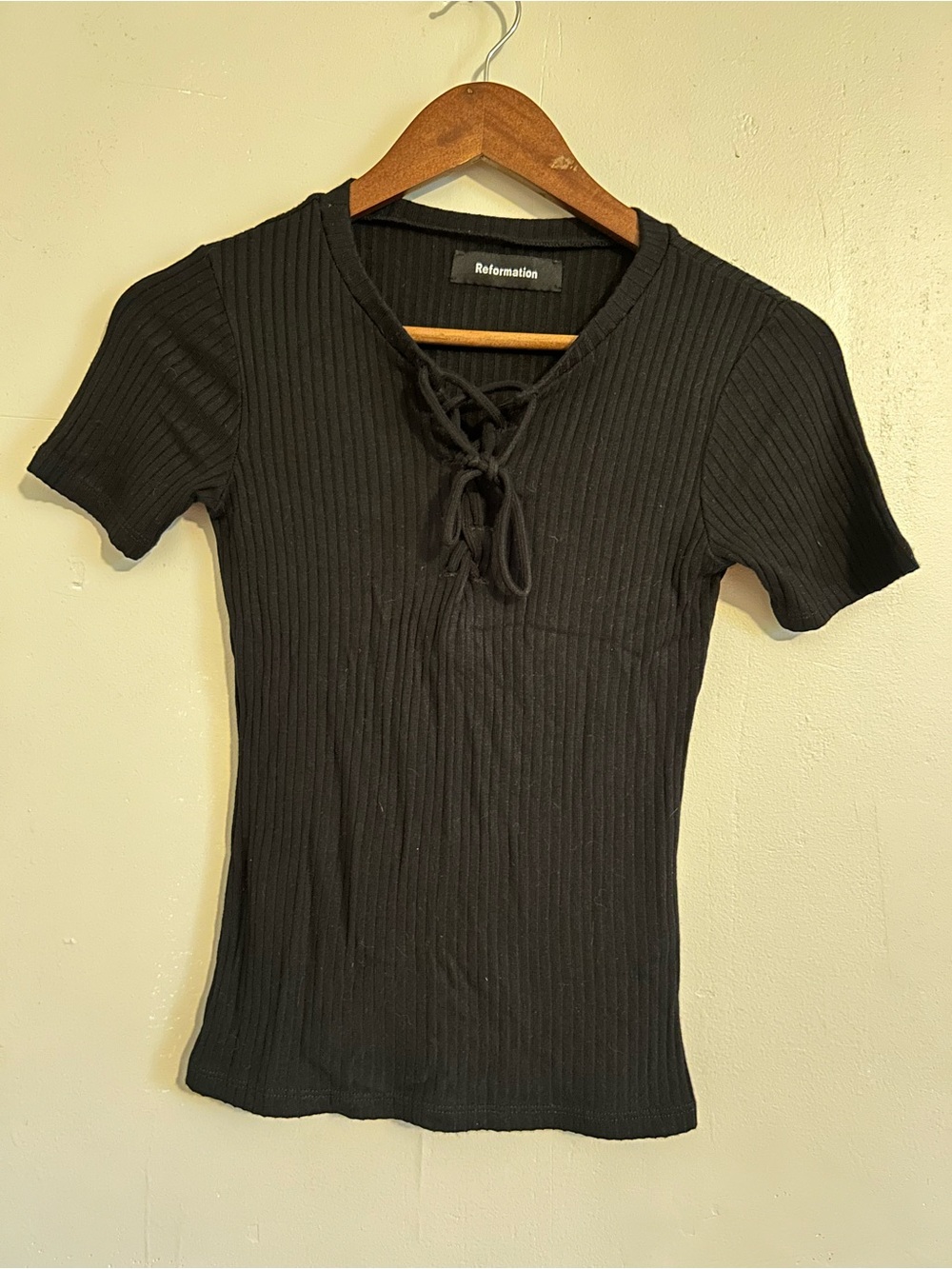 Reformation Black Ribbed Lace-Up V-Neck Short Sleeve Top XS